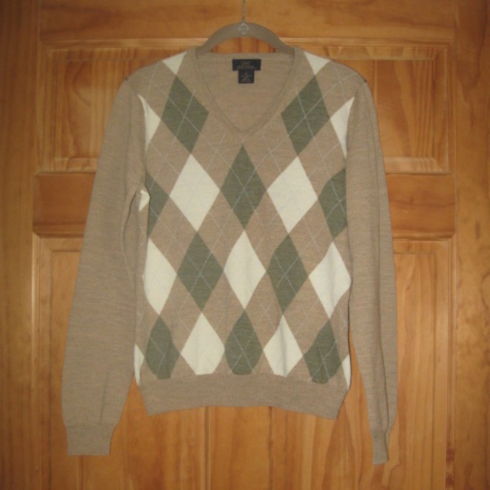 Brooks Brothers 346 Merino Wool V Neck Sweater